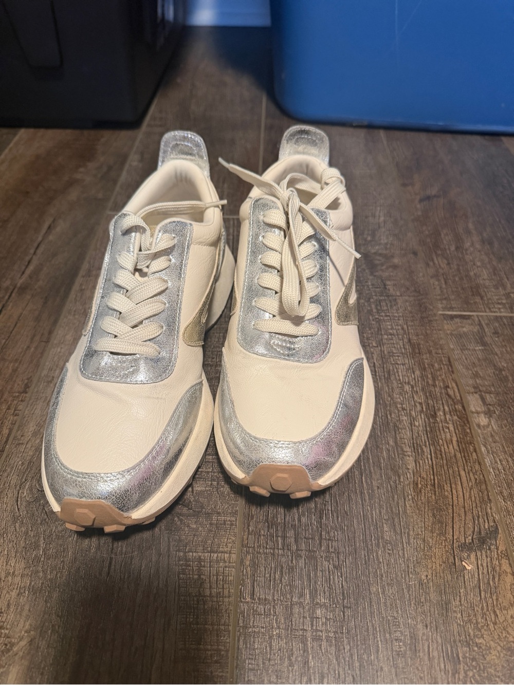 Dolce Vita Cream and Silver Metallic Accent Sneakers